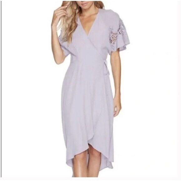astr the label Authentic baby pink lace short sleeve Plunge midi dress small - Picture 5 of 9